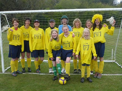 Warrior Mums & Sisters before the big game April 2010